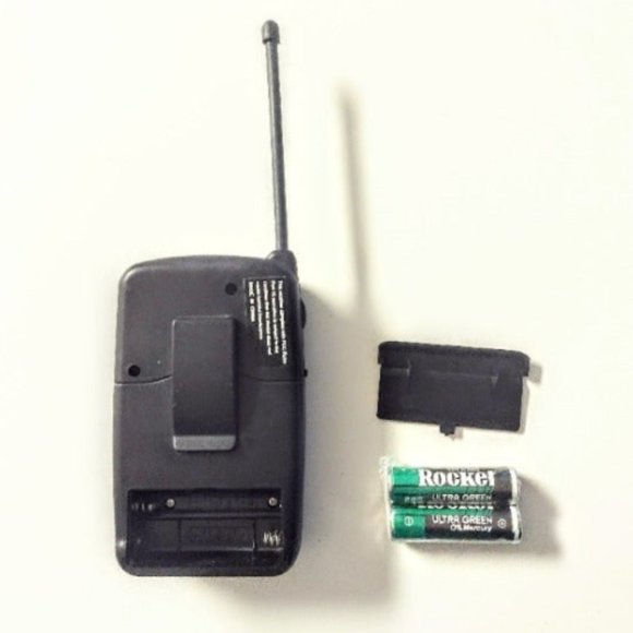 Snap-on Tools Vintage 1995 AM-FM SUNTONE Portable Battery Radio w/Belt Clip NEW! - Picture 3 of 11